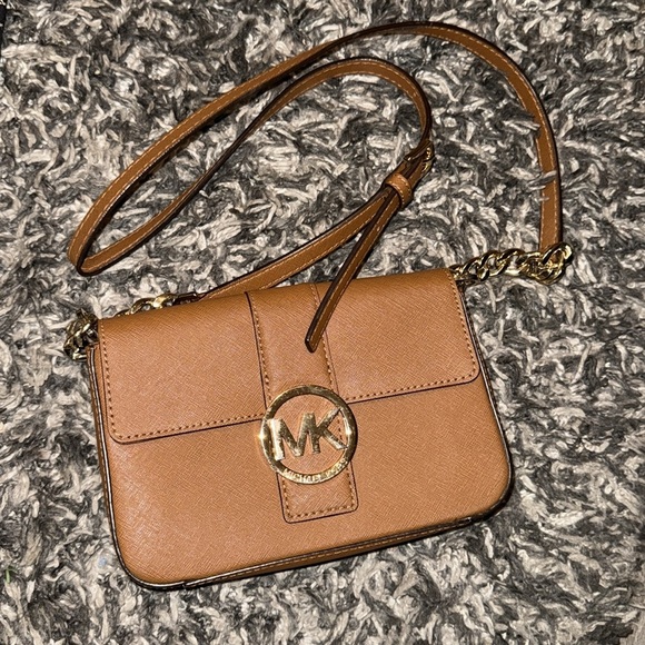 Michael Kors Brown Crossbody Bag with Pebbled Leather - Picture 8 of 10